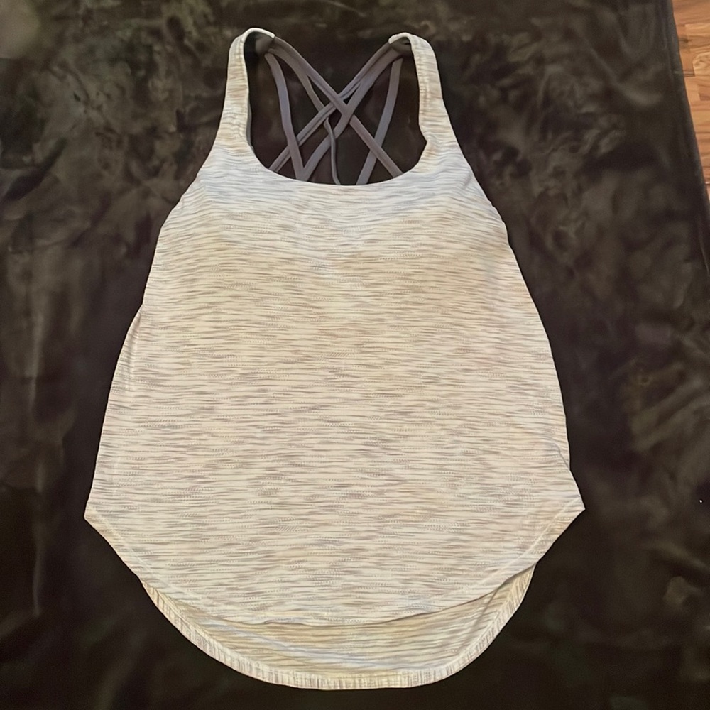 Lululemon tank top with built in bra